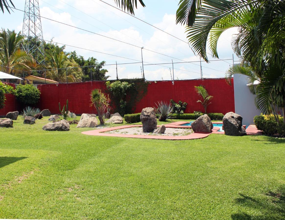 Preciosa Casa Palmera En Cuernavaca Con Alberca, Wifi, Tv Y Cocina Para Fin De Semana, Descanso, Vacaciones O Home Office Emiliano Zapata  Bagian luar foto
