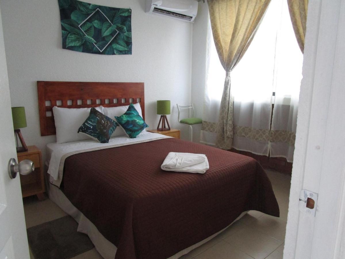Preciosa Casa Palmera En Cuernavaca Con Alberca, Wifi, Tv Y Cocina Para Fin De Semana, Descanso, Vacaciones O Home Office Emiliano Zapata  Bagian luar foto