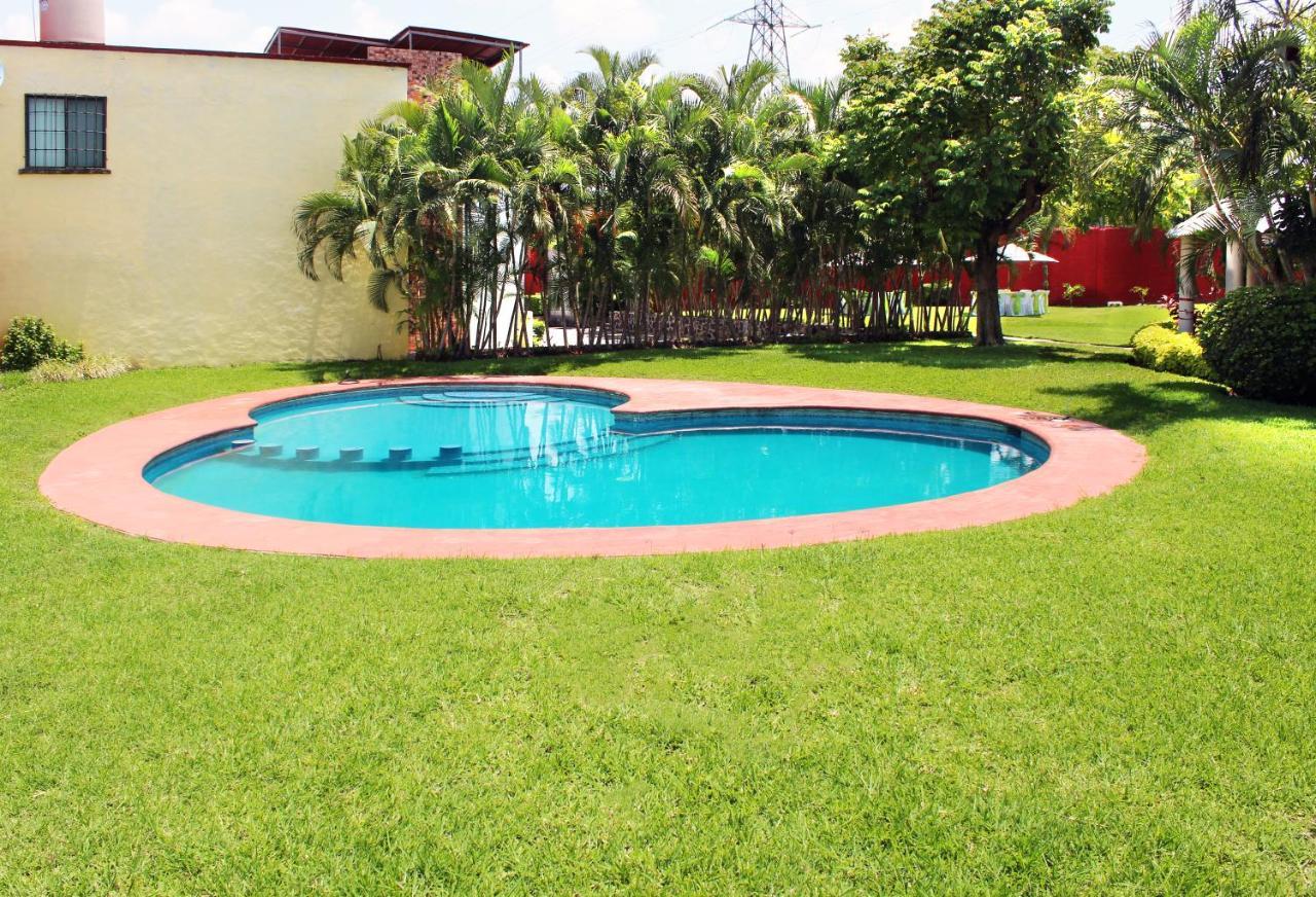 Preciosa Casa Palmera En Cuernavaca Con Alberca, Wifi, Tv Y Cocina Para Fin De Semana, Descanso, Vacaciones O Home Office Emiliano Zapata  Bagian luar foto